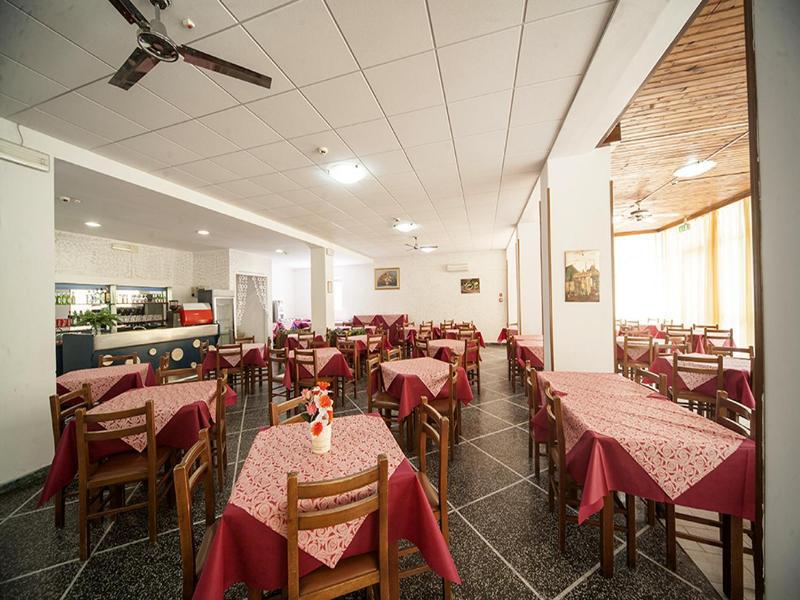 רימיני Hotel Sanremo מראה חיצוני תמונה