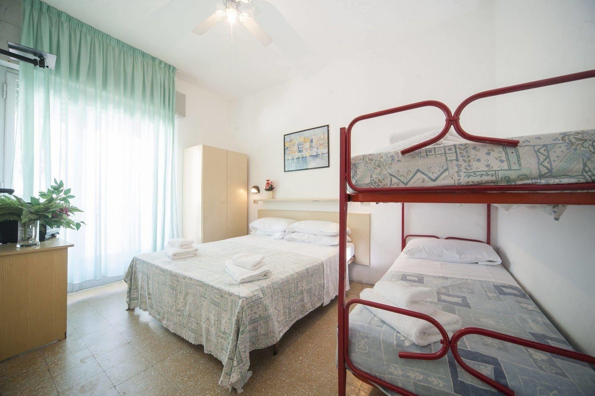 רימיני Hotel Sanremo מראה חיצוני תמונה